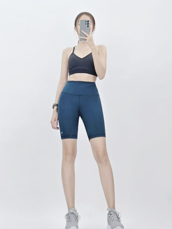 Quần short tập Old Navy lưng bản to trơn