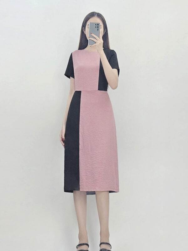 Đầm Xuất cổ tròn tay ngắn dây kéo sau