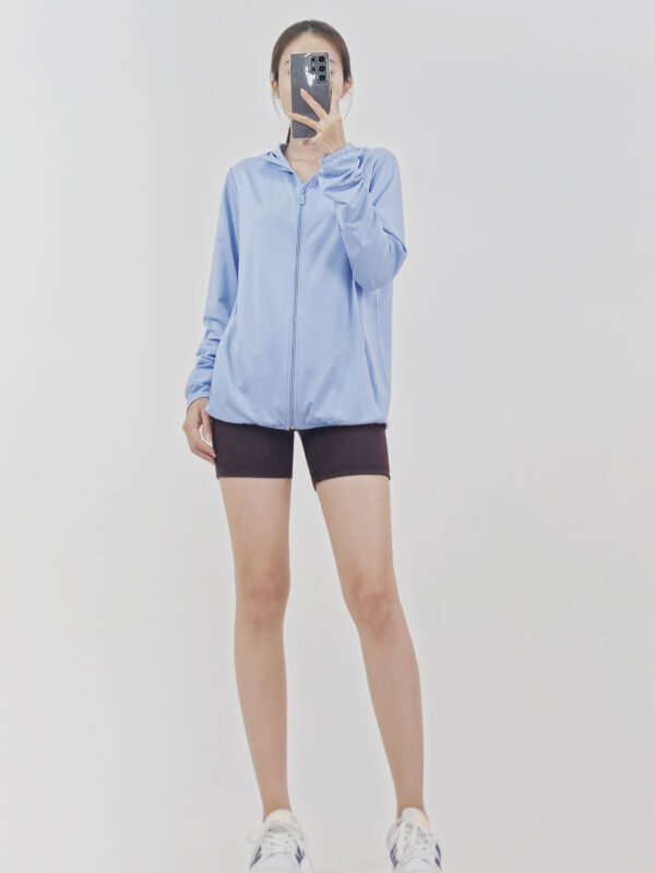 Áo khoác Uniqlo tay dài xẻ ngón 2 túi trước