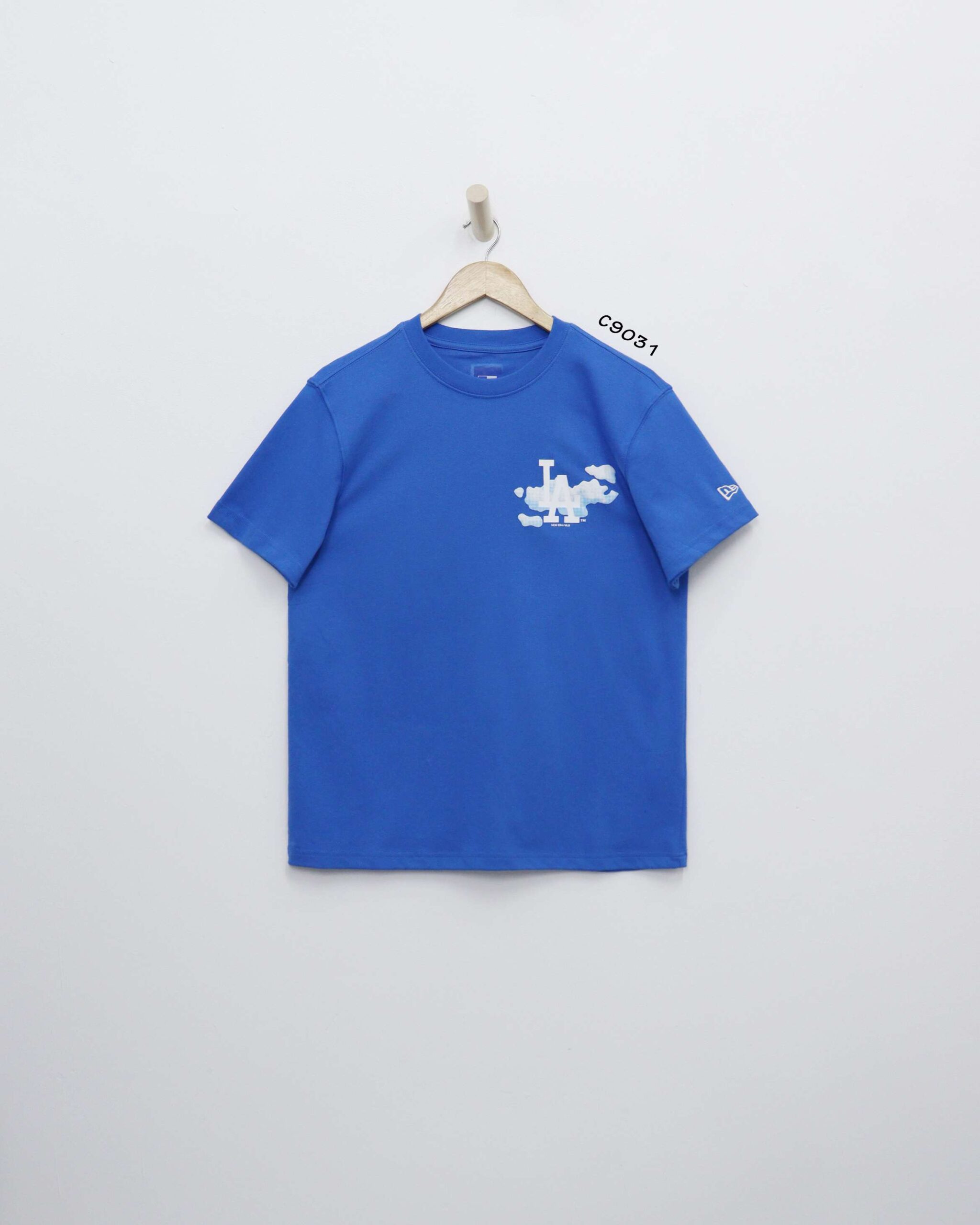 Áo thun New Era cổ tròn tay ngắn in chữ LA xanh