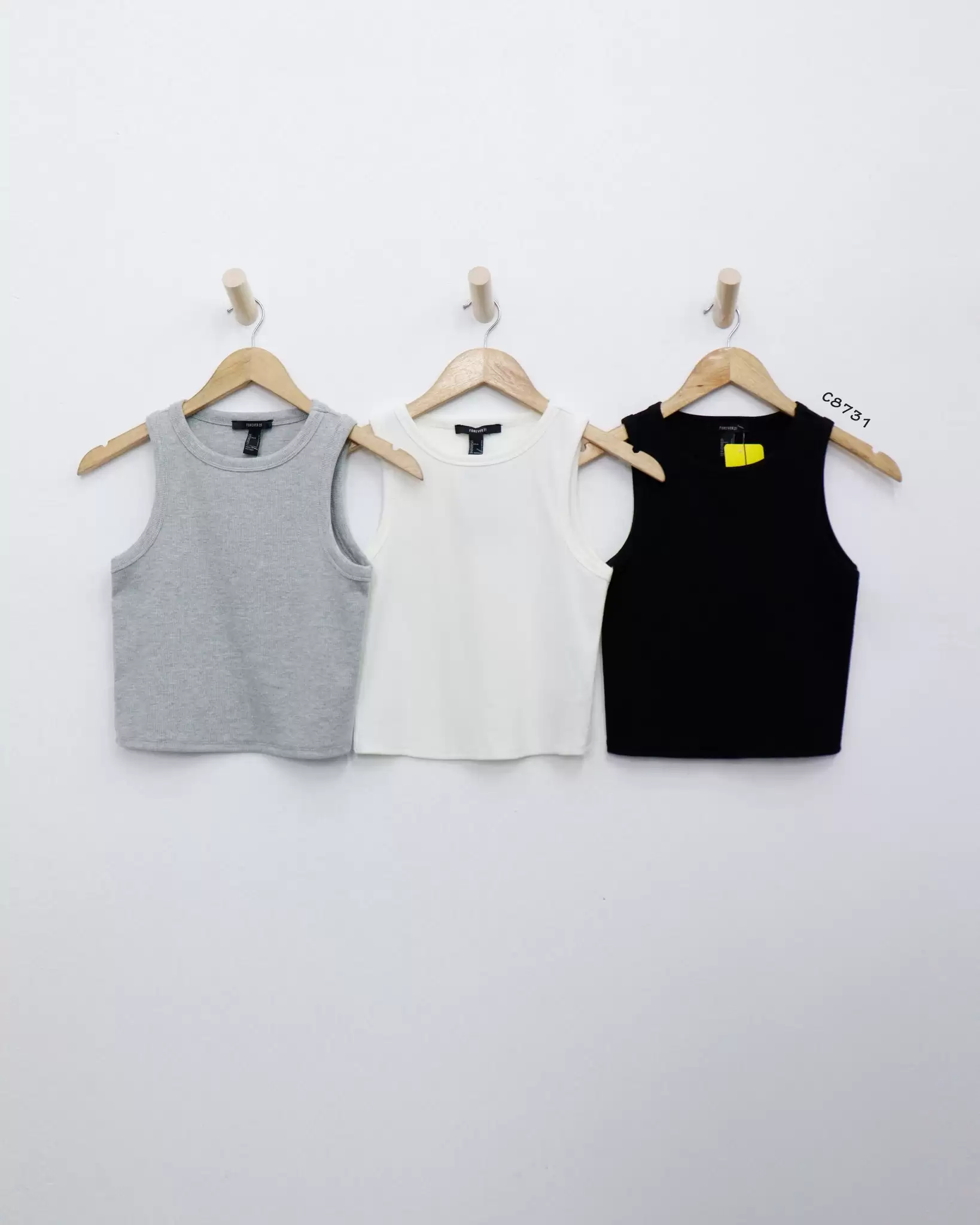 Áo ba lỗ F21 thun gân trơn
