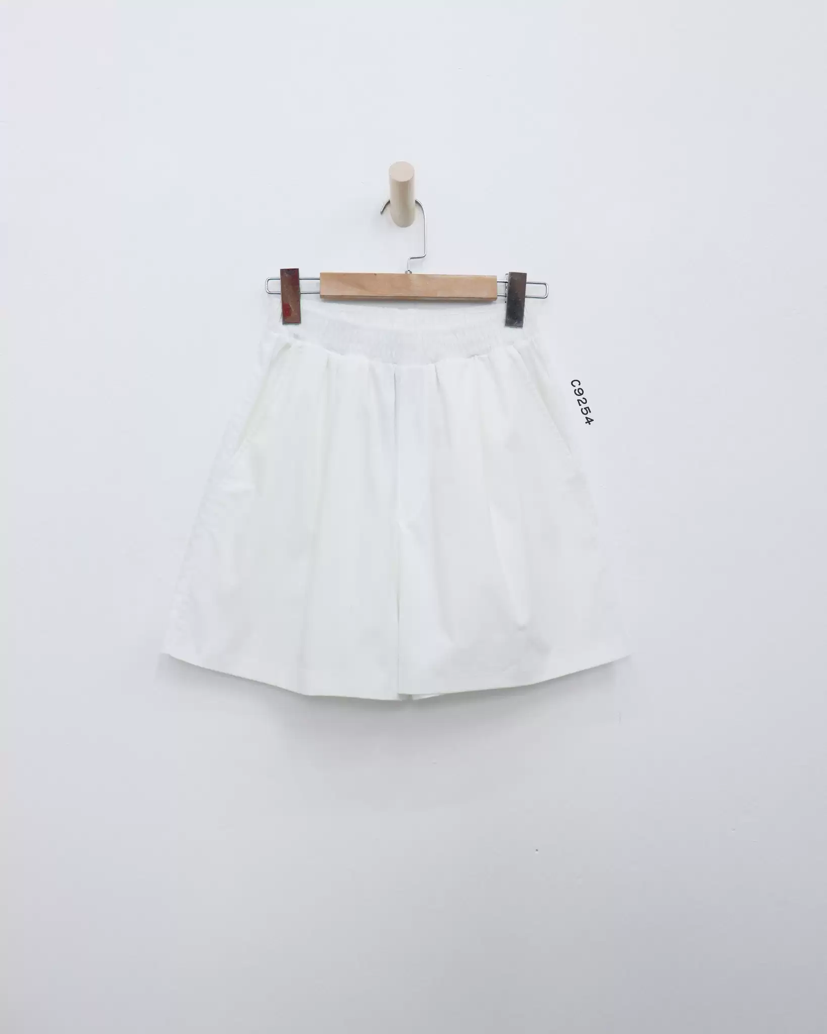 Quần short Uniqlo lưng thun, 2 túi xéo