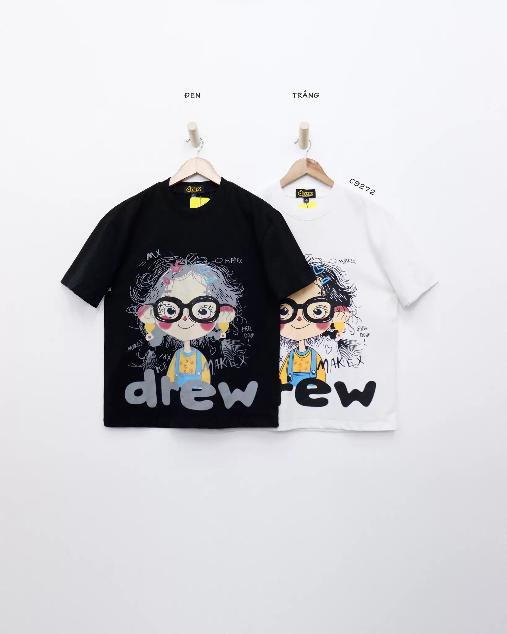 Áo thun Drew cổ tròn tay ngắn in cô gái
