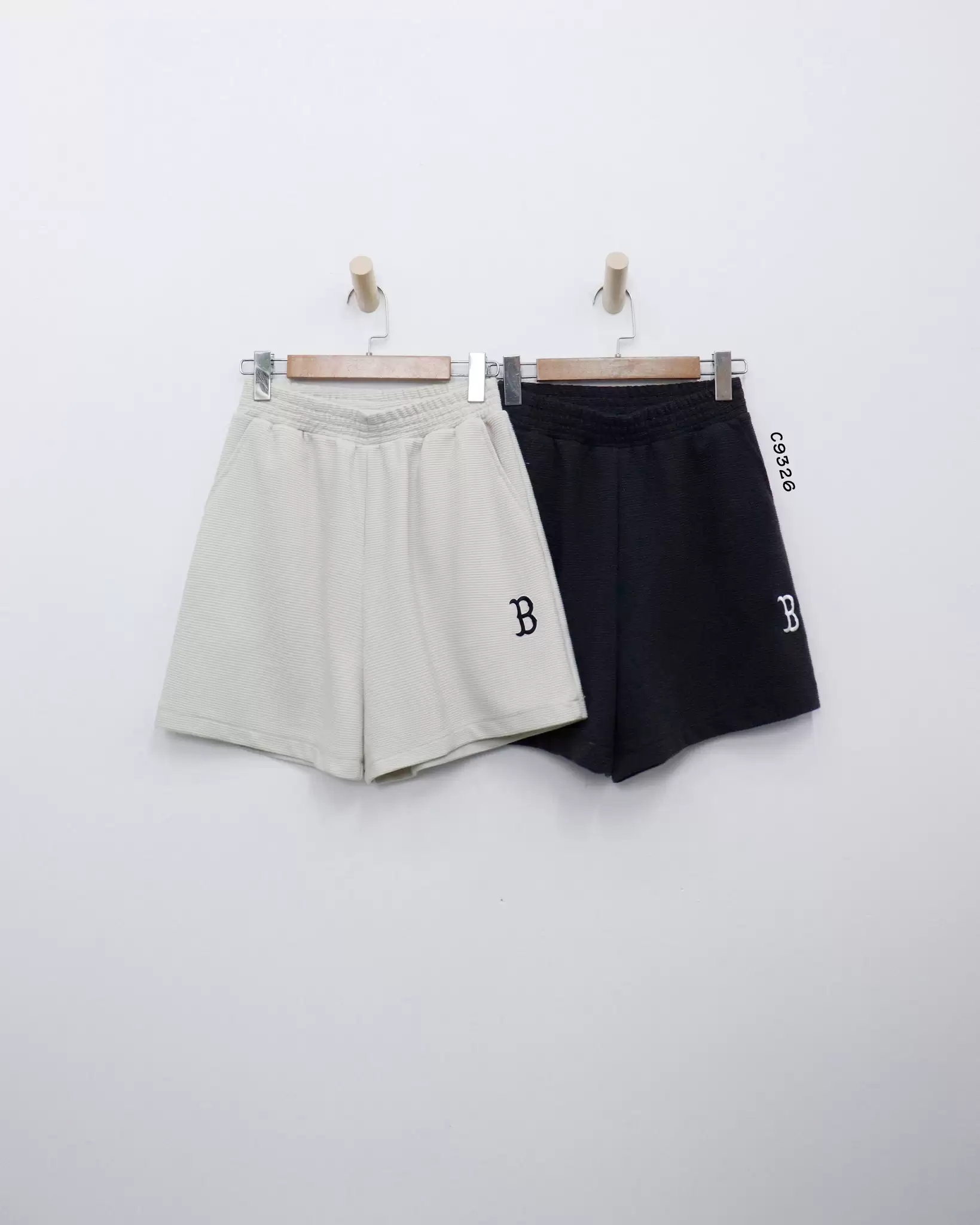 Quần short gân Oneill lưng thun 2 túi thêu B