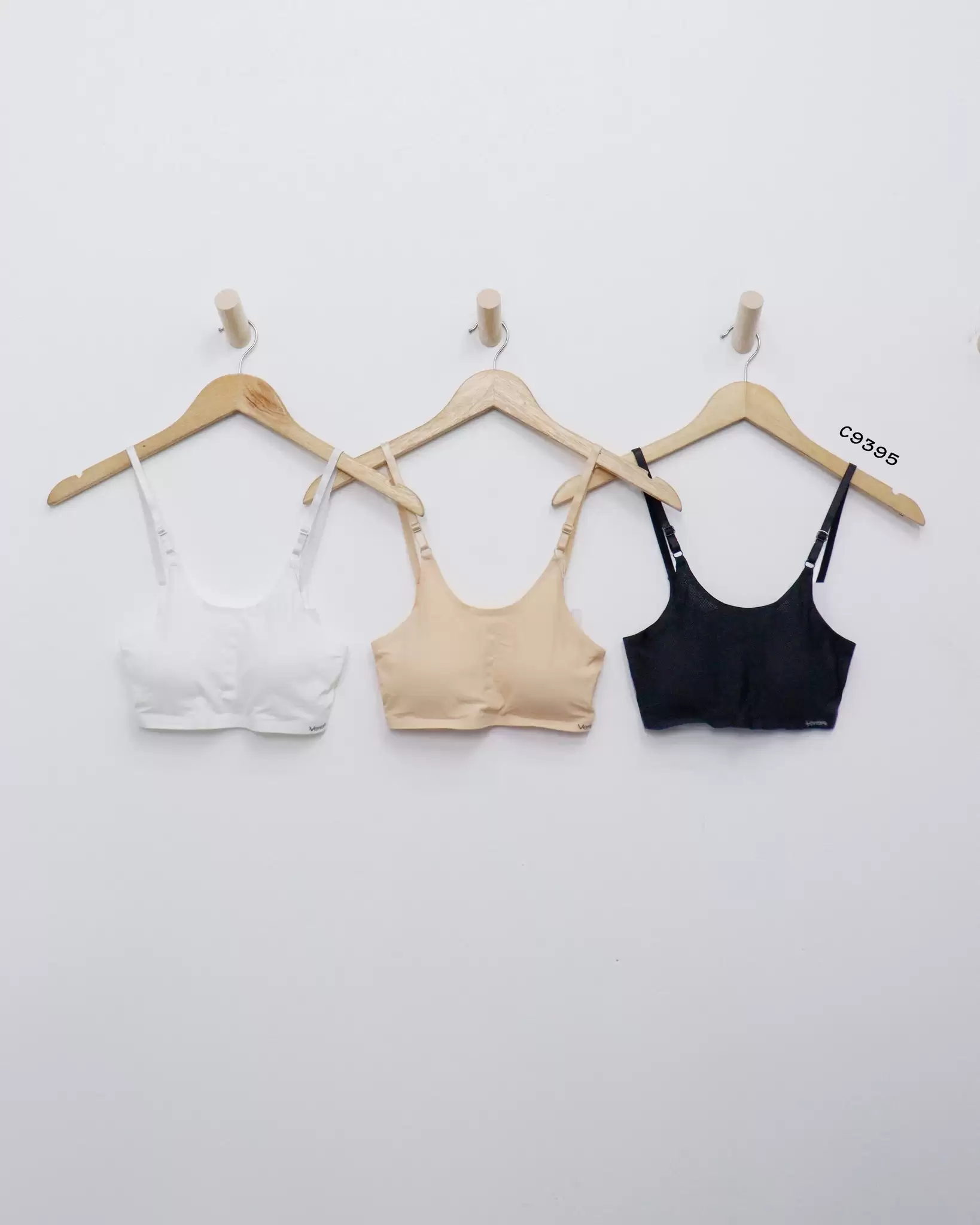 Áo bra Verish cài sau đục lỗ