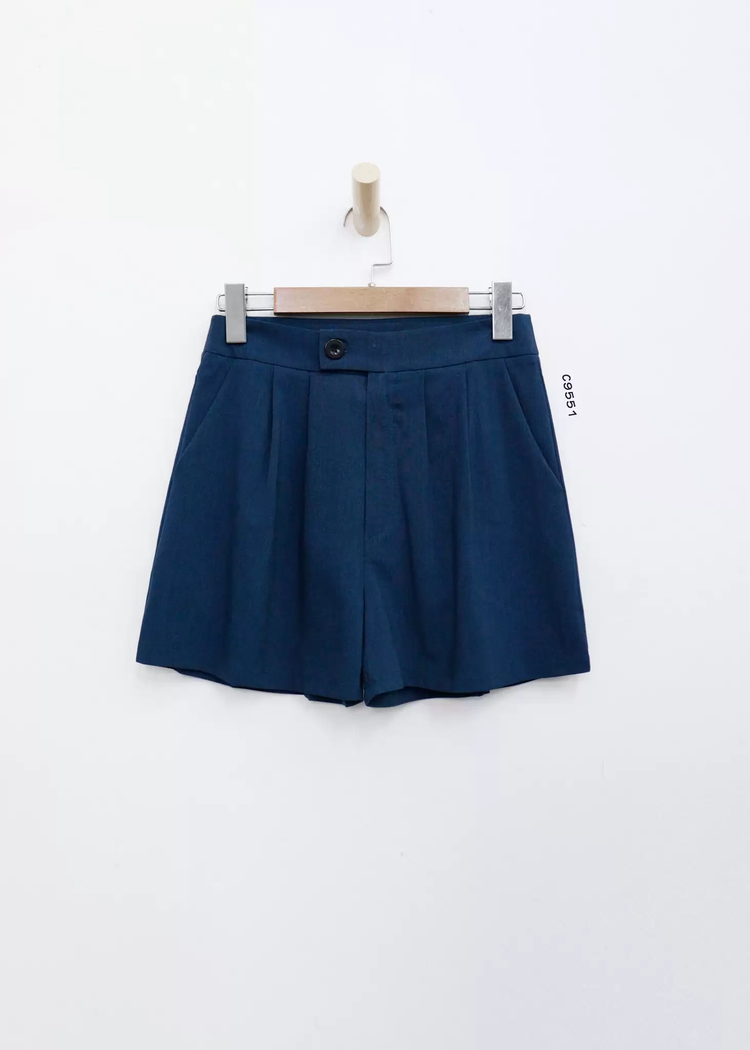 Quần short xuất, 2 túi xéo xếp ly