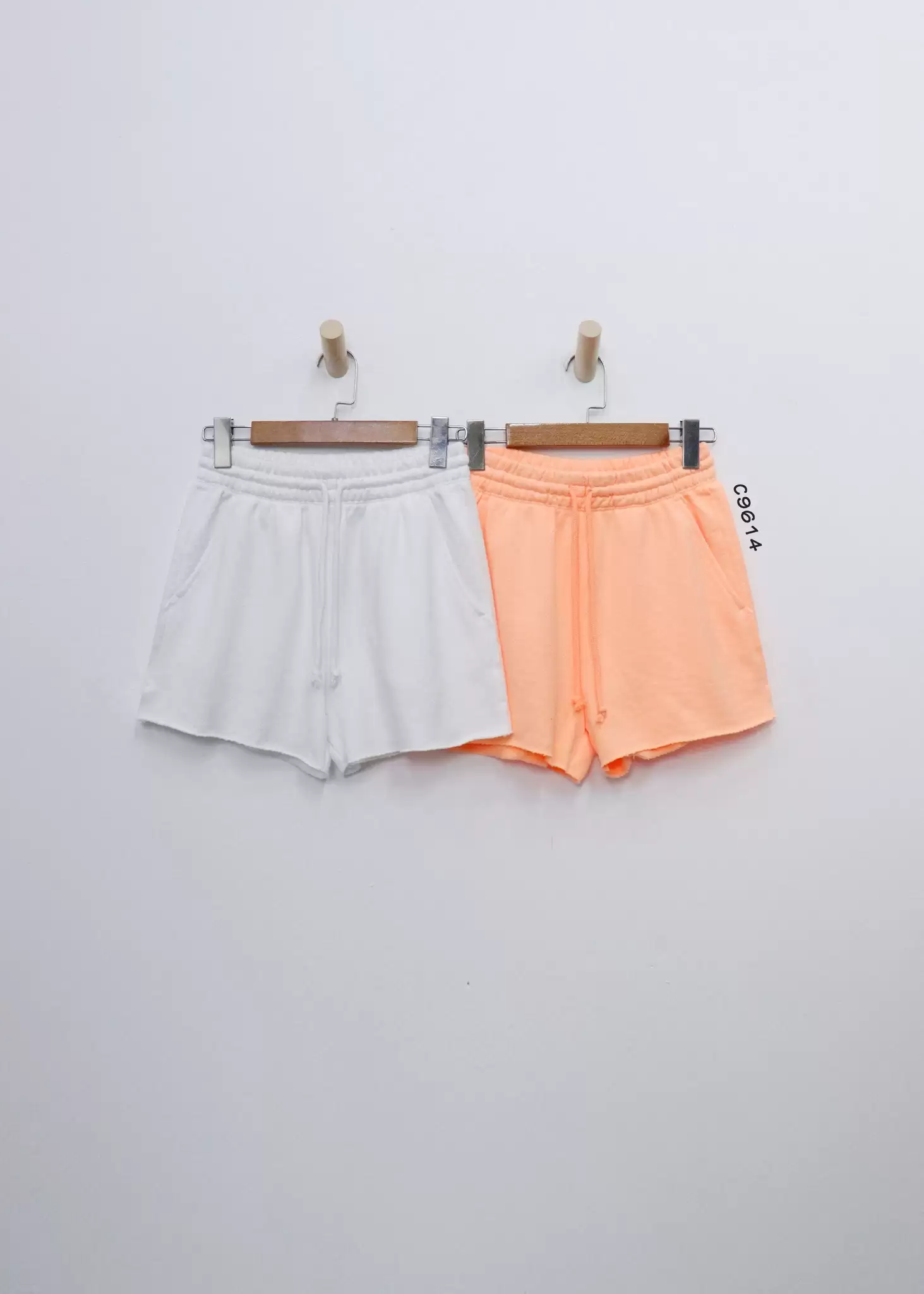 Quần short thun SO lưng thun cột dây xẻ lai