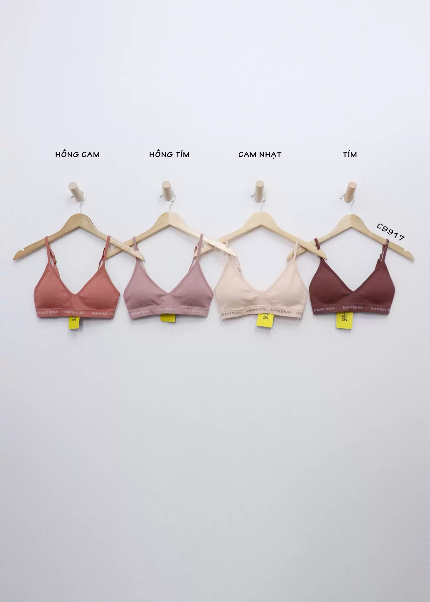 Áo bra Danskin gân in chữ danskin xung quanh
