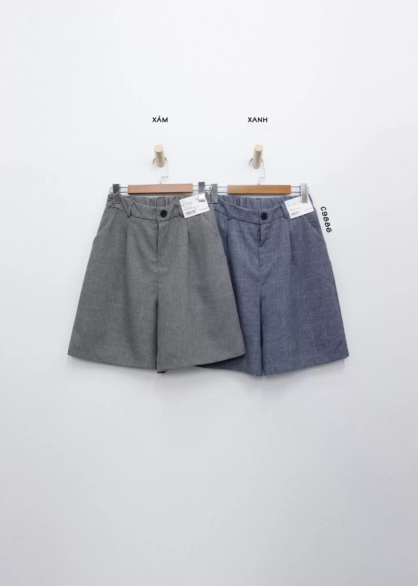 Quần short Uniqlo lưng thun sau 2 túi phối kiểu