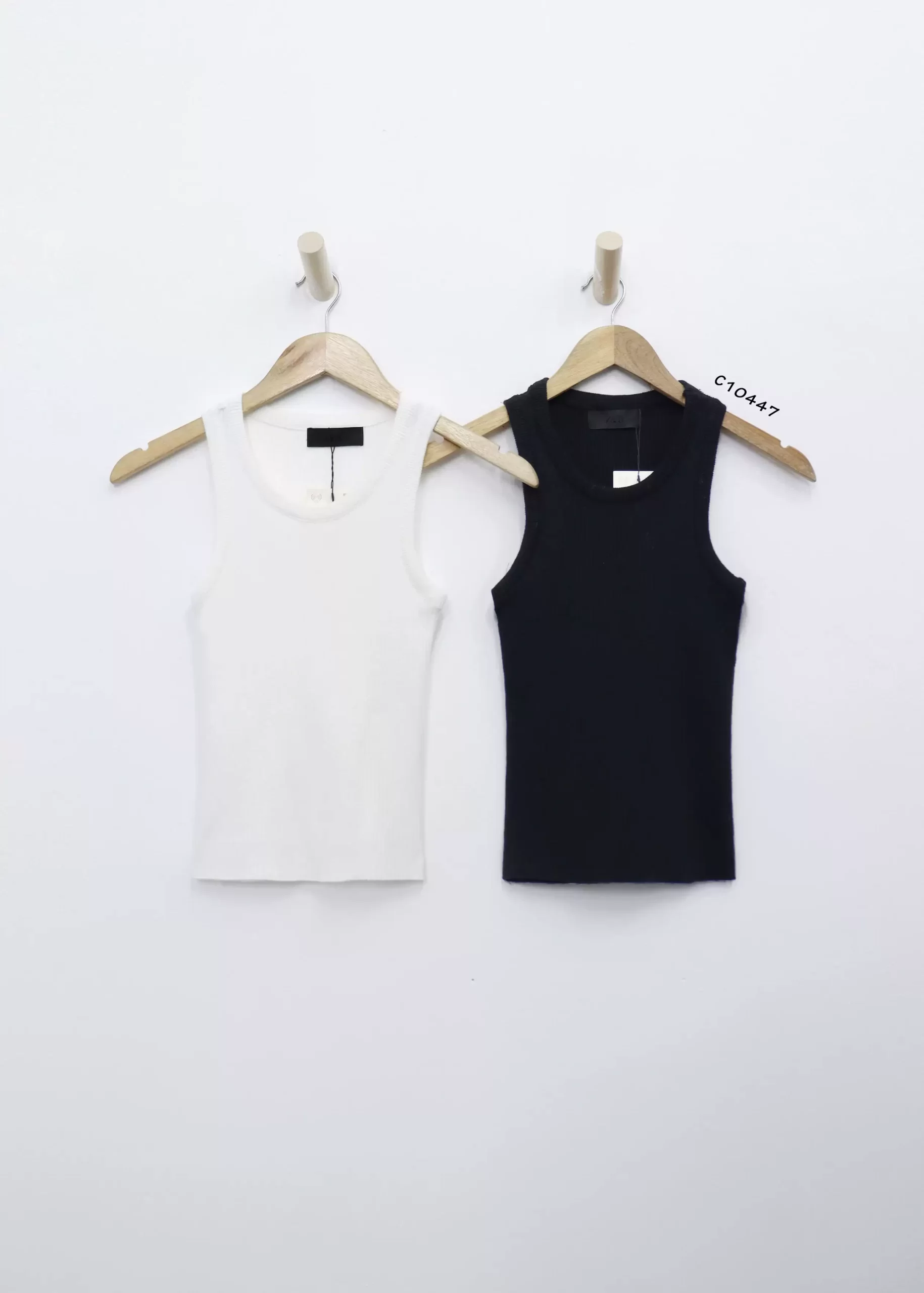 Áo len 3 lỗ ZARA trơn 8 10447 1 scaled