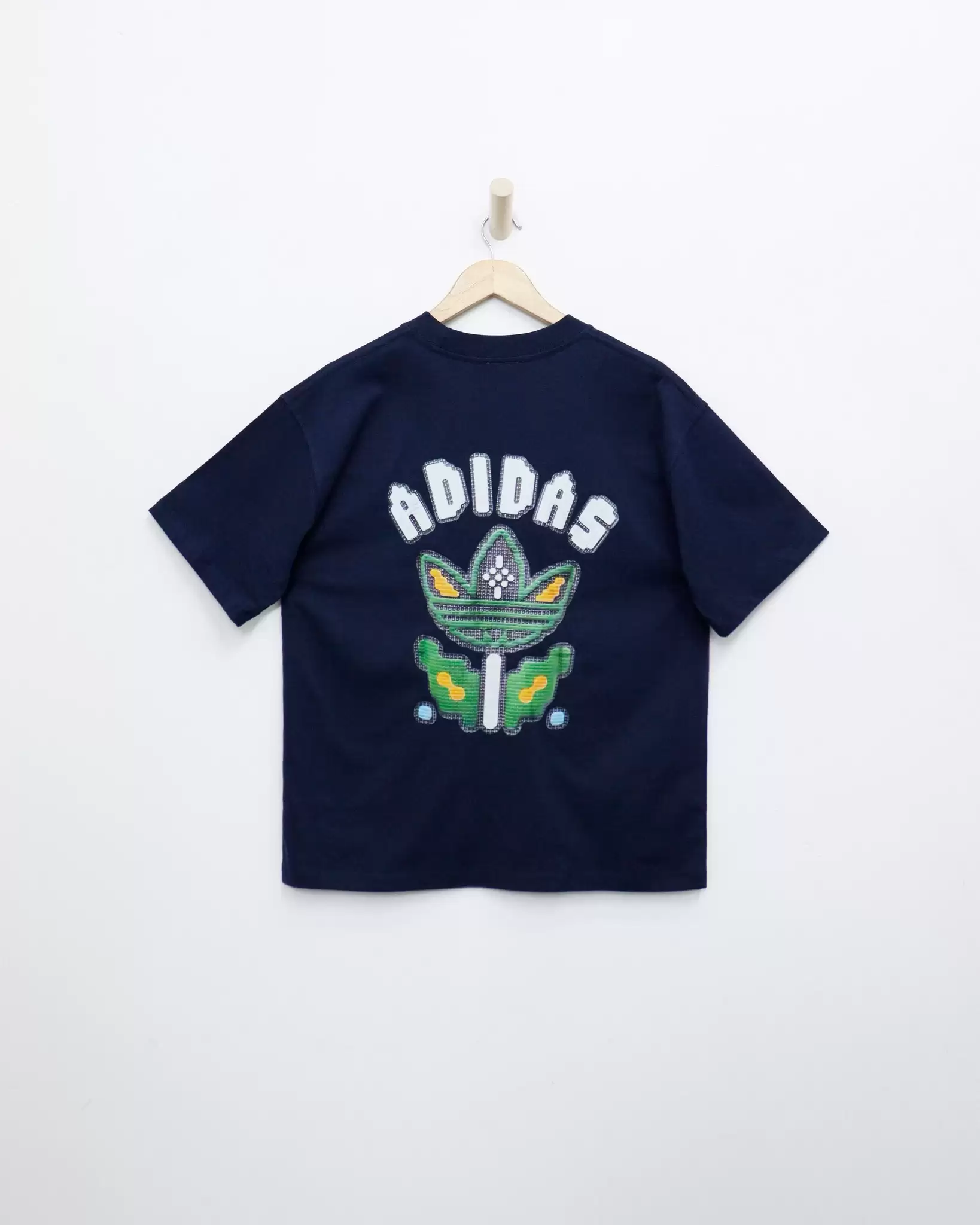 Áo thun Adidas cổ tròn tay ngắn, in Adidas sau 2 2 10