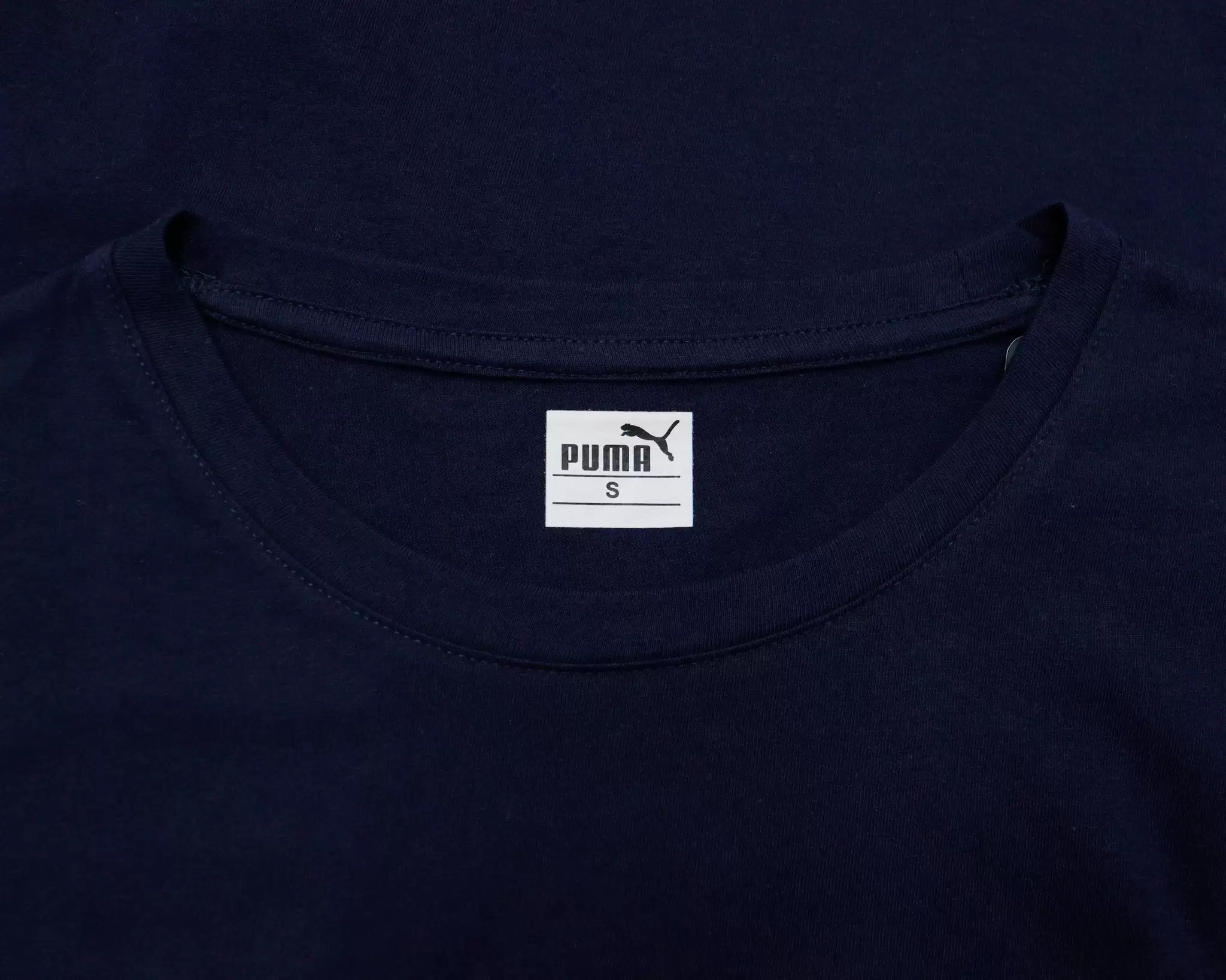 Áo thun PUMA cổ tròn tay dài, in báo giữa 4 4 24