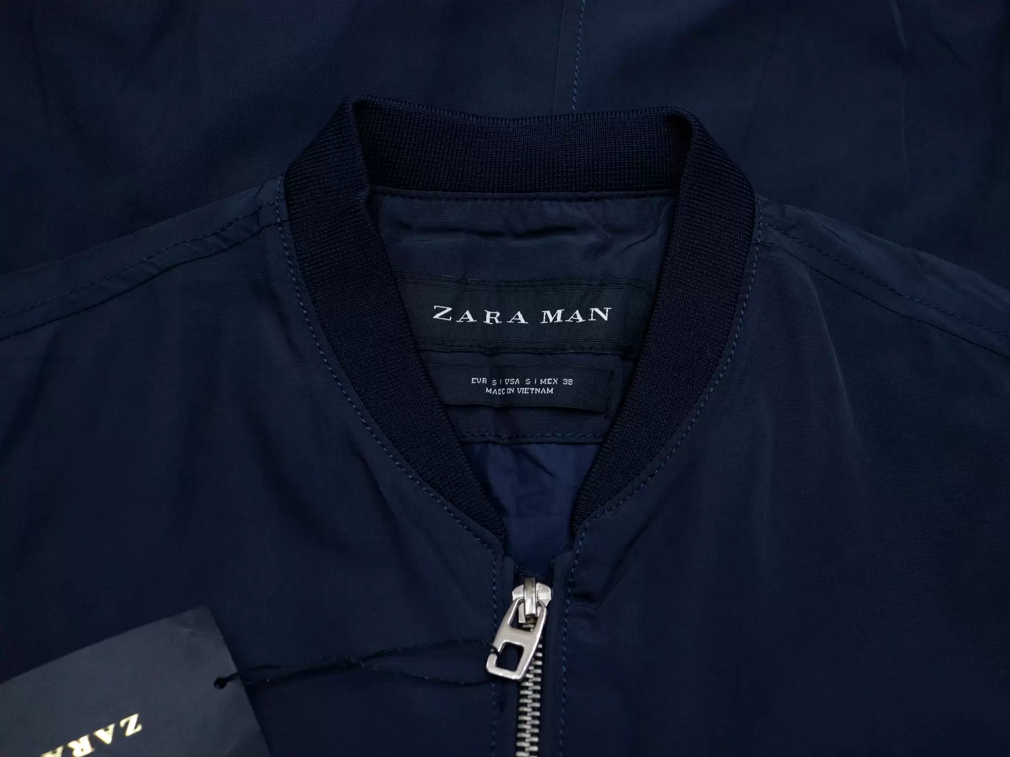 Áo khoác dù nam ZARA MAN thuê logo 2 túi trước 5 5 6