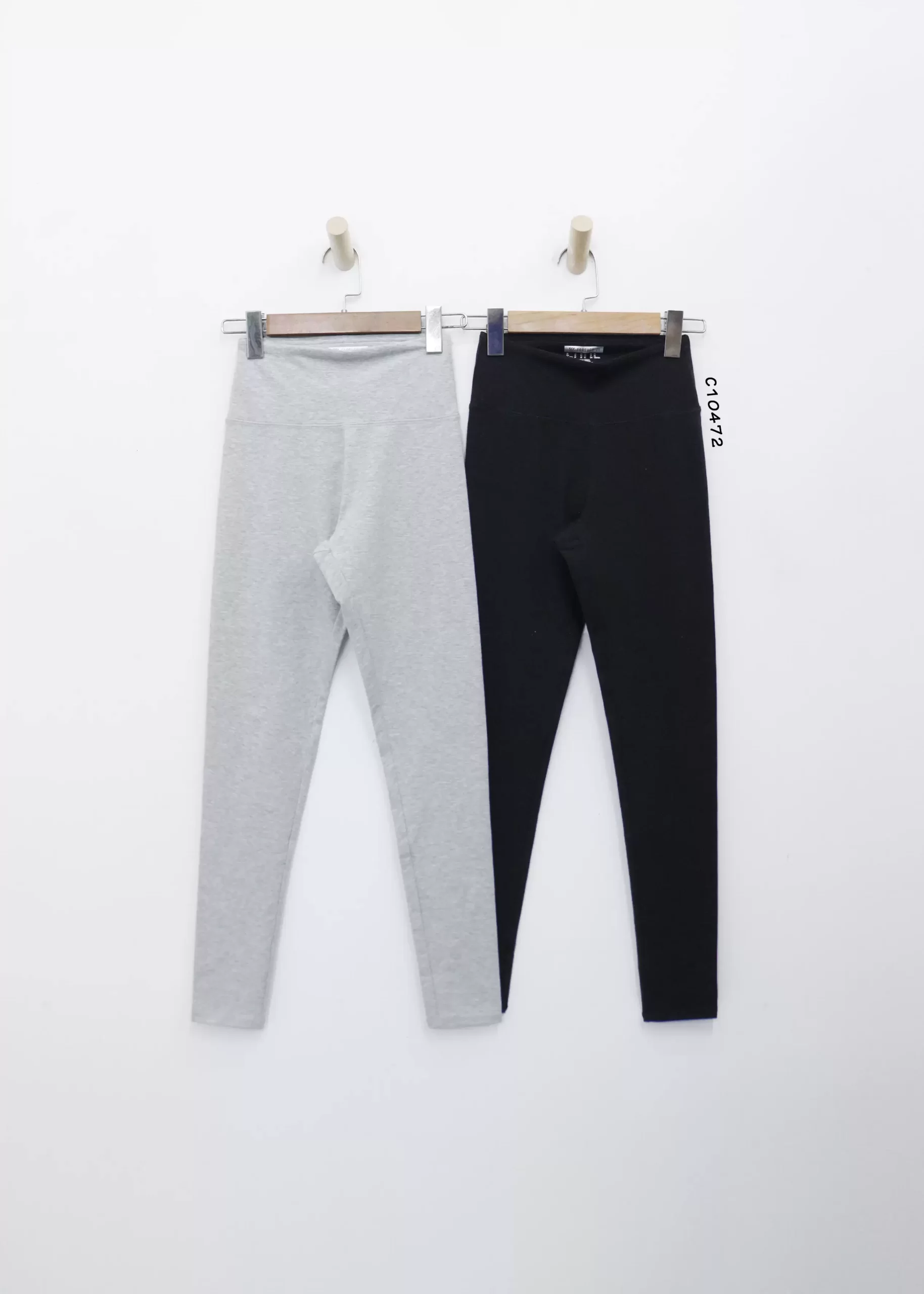 Quần tập F21 ống đứng trơn