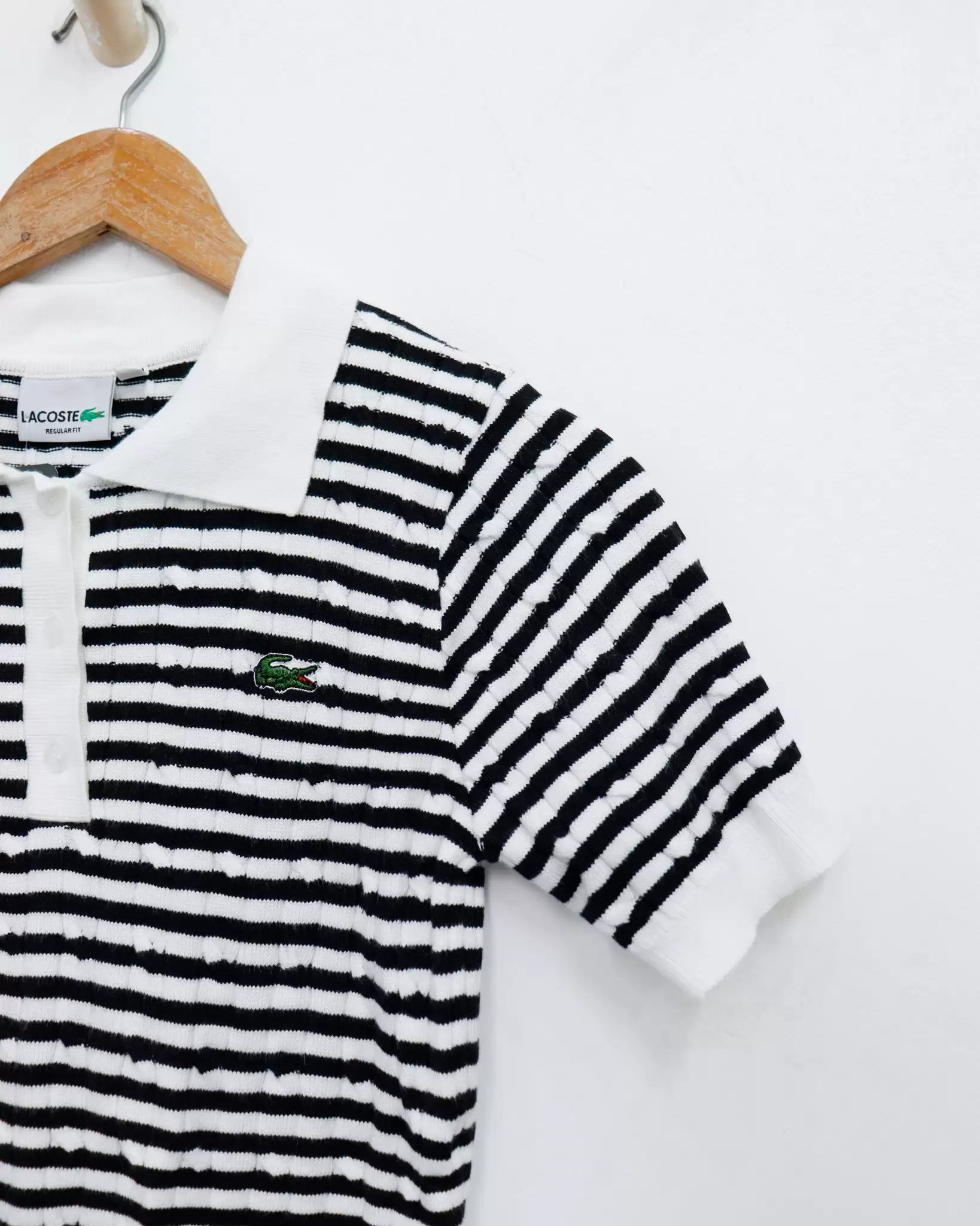 Áo len Lacoste cổ bẻ, phối màu, thêu logo trước, sọc 2 2 47