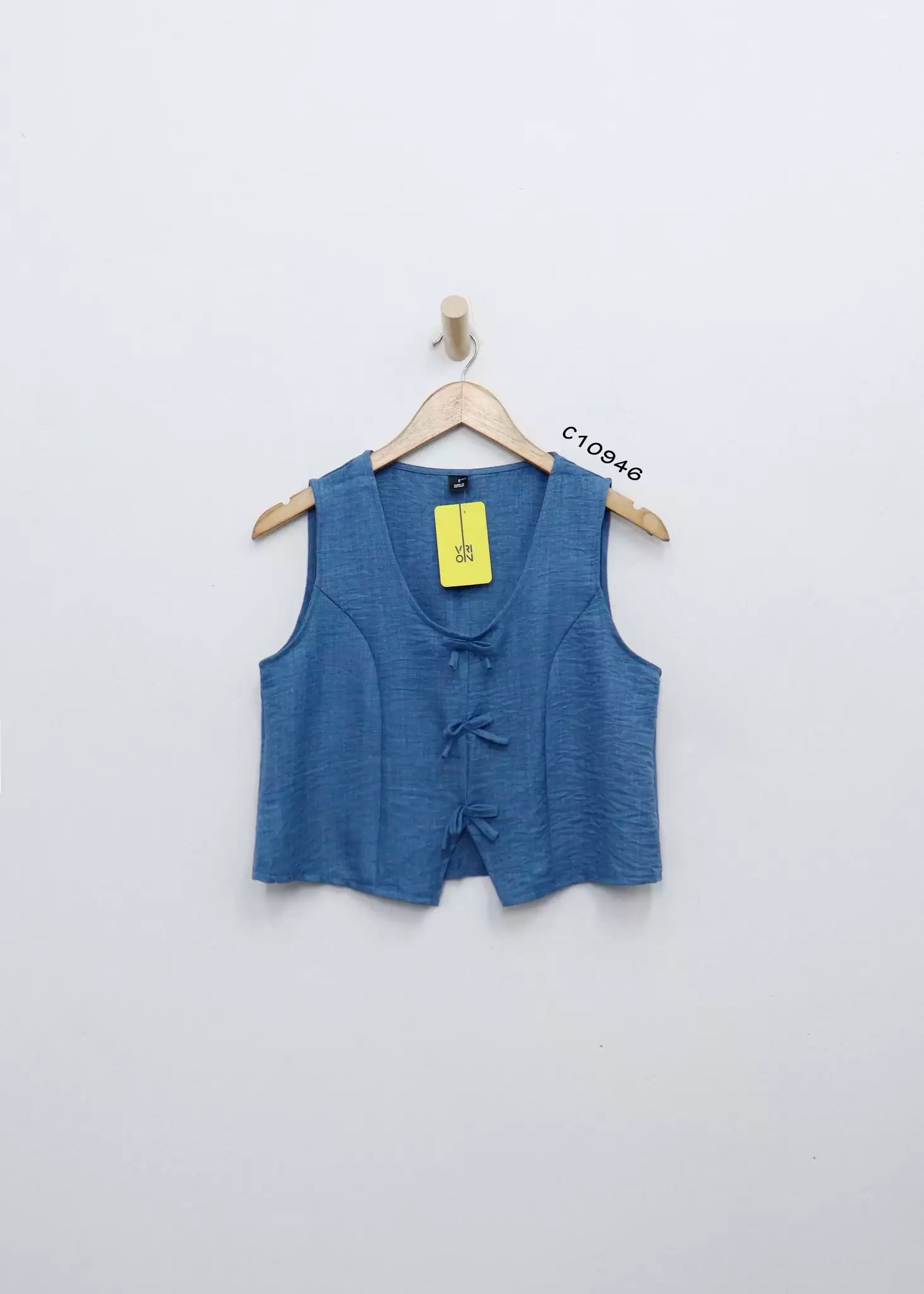 Áo sát nách xuất , thêu nơ trước