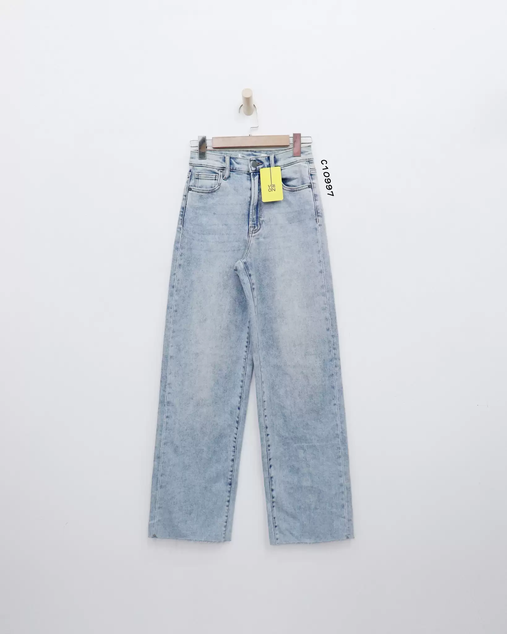 Quần Jean, xuất, ống đứng 2 túi trước, wash